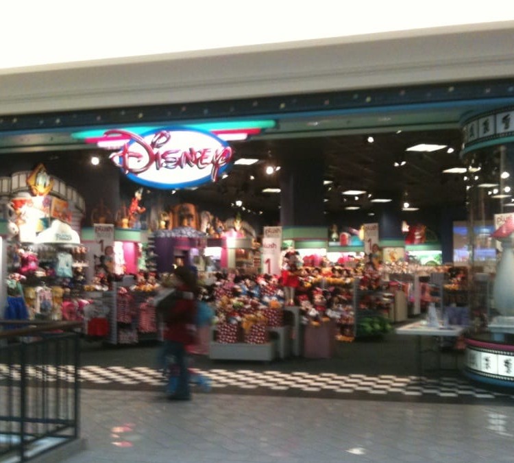Disney Store (Charlotte,&nbspNC)